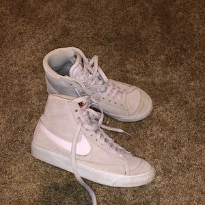 nike suede blazers !